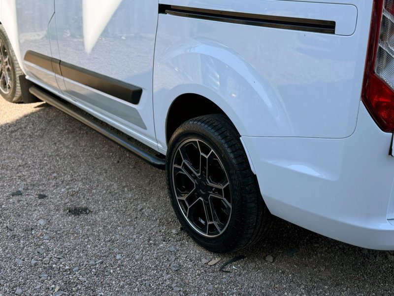 FORD TRANSIT CUSTOM